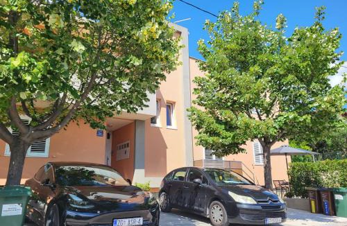 Kamen Apartment | Apartment Gamma with hydromassage mini pool near Split