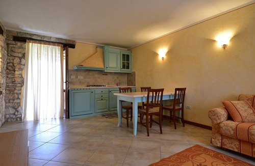 Vilanija Apartment | Apartment "Green" by the pool with private terrace