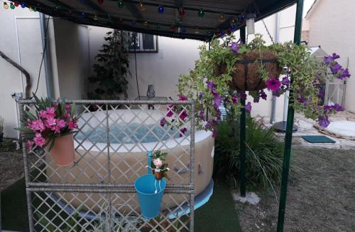 Benkovac Apartment | Apartment in Benkovac with a hot tub