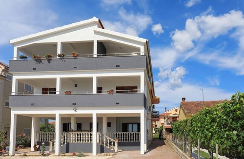 Bibinje Apartment | Apartment in Bibinje with Seaview, Terrace, Air condition, WIFI (868-3)