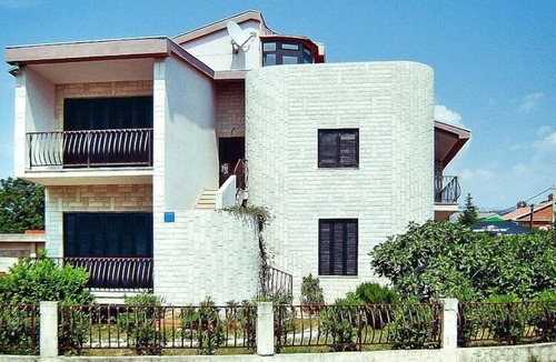 Jadranovo Apartment | Apartment in Jadranovo with garden