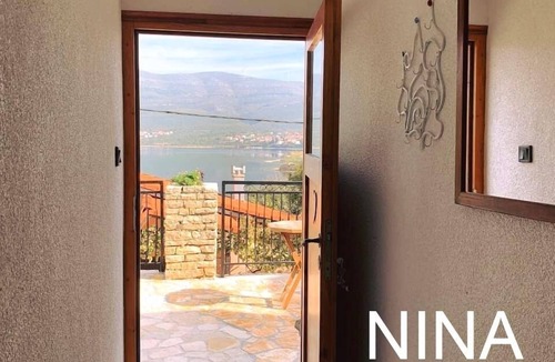 Donji Karin Apartment | Apartment in Karin Gornji with Seaview, Terrace, Air condition, WIFI (4207-3)