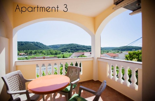 Lopar Apartment | Apartment in Lopar with Balcony, Air condition, WIFI, Washing machine (186-3)