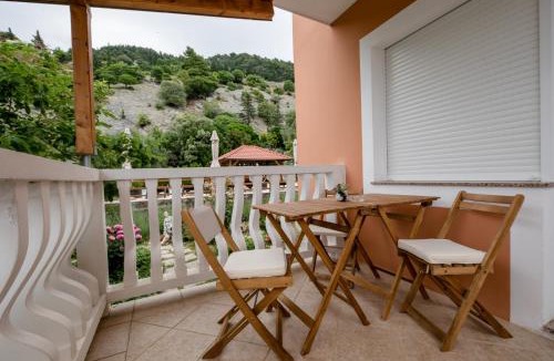 Mundanije Apartment | Apartment in Mundanije with Seaview, Terrace, Air condition, WIFI (3748-4)