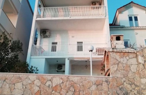 Pisak Apartment | Apartment in Pisak with Seaview, Balcony, Air condition, WIFI (195-1)
