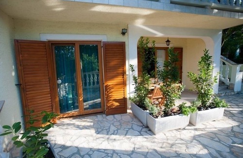 Povile Apartment | Apartment in Povile with Terrace, Air condition, WIFI, Washing machine (3542-3)