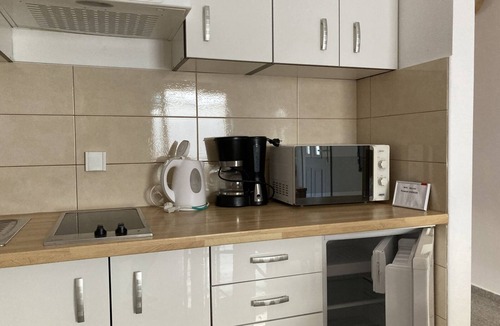Povlja Apartment | Apartment in Povlja with Terrace, Air condition, WIFI, Washing machine (3419-3)