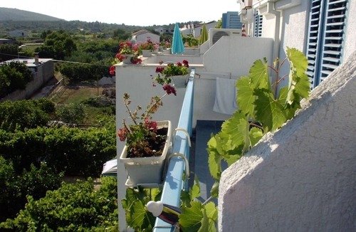 Sucuraj Apartment | Apartment in Sućuraj with Seaview, Balcony, Air condition, WIFI (3560-2)