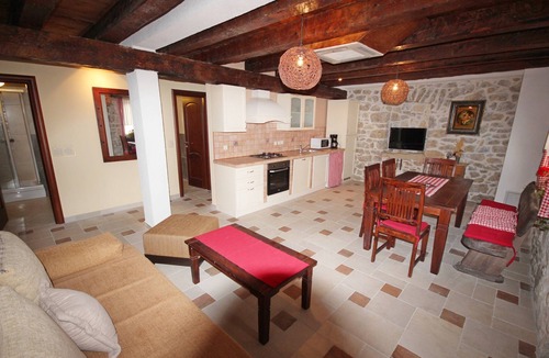 Ljubac Apartment | Apartment in Villa Rustica