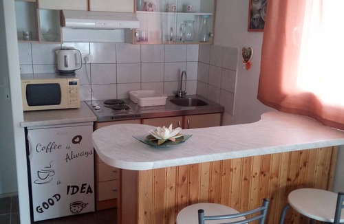 Kuciste Apartment | Apartment Iva (63461-A1) - Kuciste