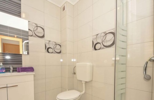 Ugljan Apartment | Apartment Ivor in Ugljan/Ugljan - 6 persons, 2 bedrooms