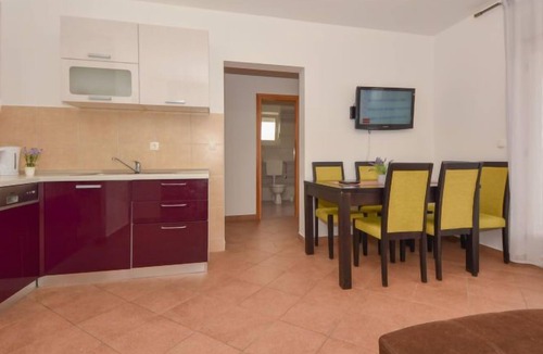Ugljan Apartment | Apartment Ivor in Ugljan/Ugljan - 6 persons, 2 bedrooms