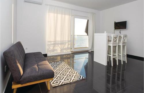 Jesenice Apartment | Apartment Jesenice With Sea View V