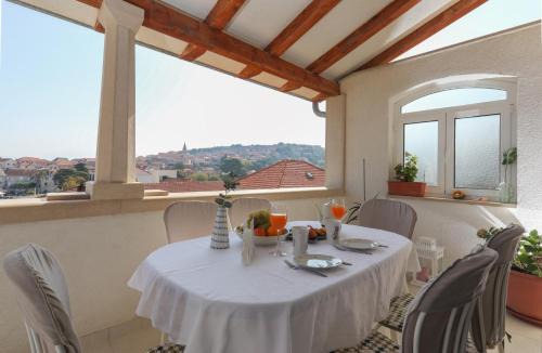 Postira Apartment | Apartment Josip