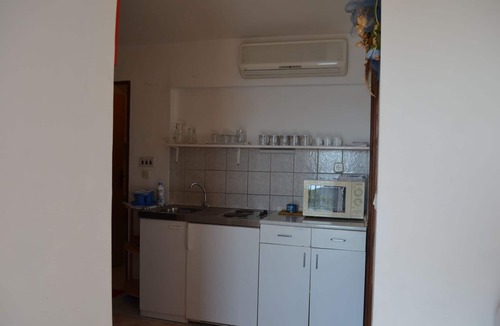 Gradac Apartment | Apartment Jozo - 150 m from pebble beach: A5(4) - Gradac, Riviera Makarska, Croatia