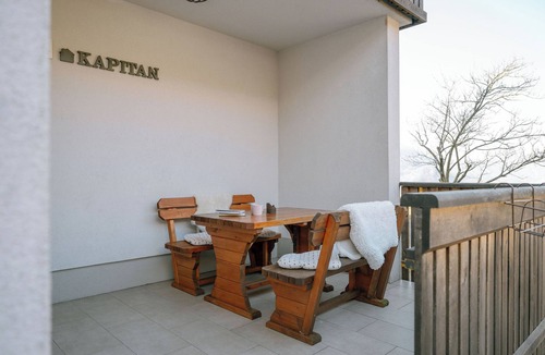 Kobarid Apartment | Apartment Kapitan is located in the beautiful mountain village of Drežnica