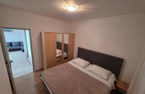 Rogoznica Apartment | Apartment Kiko