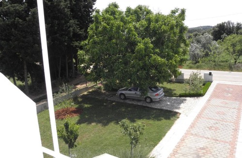 Susica Apartment | Apartment Kuce - 150m from the beach with parking: SA2(2) - Susica, Island Ugljan, Croatia