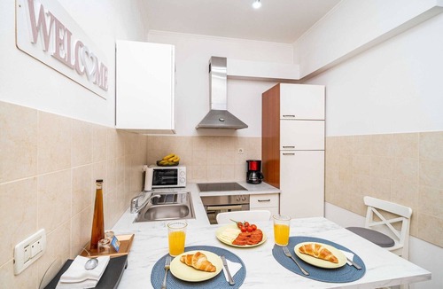 Gruz Apartment | Apartment Larissa - Studio Apartment with Terrace and Partial Sea View