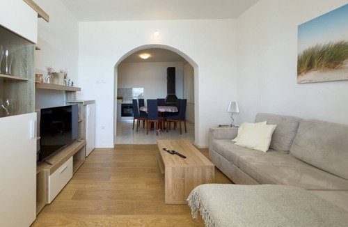 Maslenica Apartment | Apartment Laura 3 by the Sea