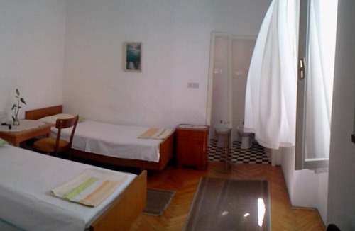 Sutivan Apartment | Apartment Liva - 60m from the sea: 2 - R4(2) - Sutivan, Island Brac, Croatia