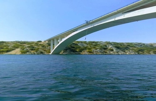 Jadrtovac Apartment | Apartment Luka - One Bedroom Apartment with Balcony and Sea View