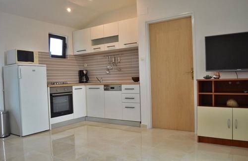 Betina Apartment | Apartment Marija 1 directly on the beach with two rooms