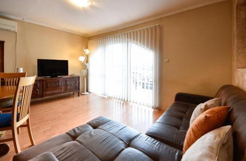 Krusevo Apartment | Apartment Marijana by Interhome