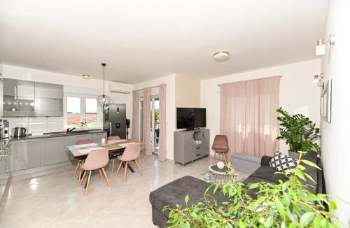 Seget Donji Apartment | Apartment Marko