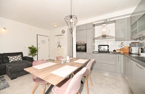 Seget Donji Apartment | Apartment Marko