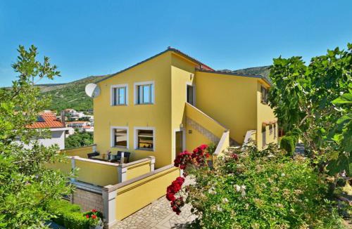 Senj Apartment | Apartment Miškulin-1 by Interhome