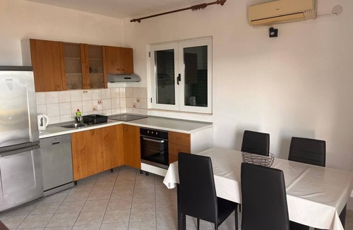 Seget Vranjica Apartment | Apartment Milat (119991-A1) - Seget Donji