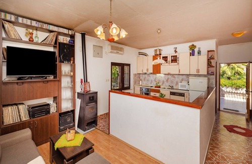 Stravca Apartment | Apartment Mileta - Two Bedroom Apartment with Swimming Pool