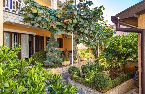 Valbandon Apartment | Apartment Mir - 50m from the sea A4(4+2) - Fazana, Istria, Croatia