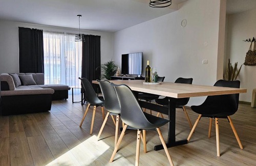 Kubed Apartment | Apartment MoiRai