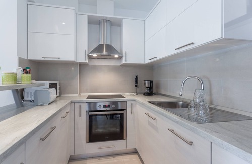 Montovjerna Apartment | Apartment NAVIGATIO with parking in Dubrovnik