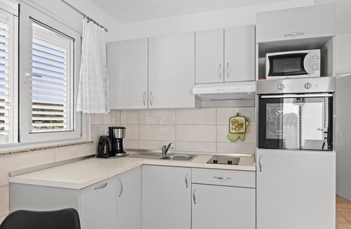 Rab Town Apartment | Apartment Nikolina 1 with Sea View