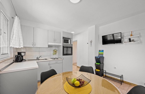 Rab Town Apartment | Apartment Nikolina 1 with Sea View