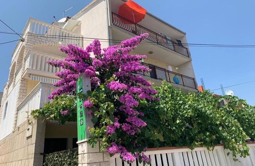 Marina Apartment | Apartment Per - 80 m from beach: A6(2+1) - Marina, Riviera Trogir, Croatia
