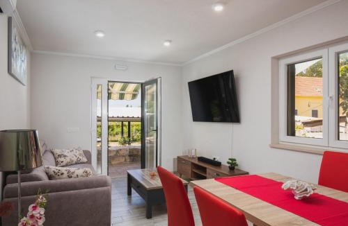Trsteno Apartment | Apartment Pod Nespolom - One Bedroom Apartment with Terrace