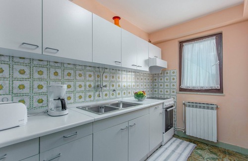 Kirmenjak Apartment | Apartment Rajko I with Garden View