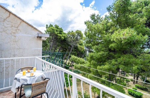Srebreno Apartment | Apartment & Rooms Papa - Superior Double or Twin Room with Balcony and Partial Sea View (Soba 1)