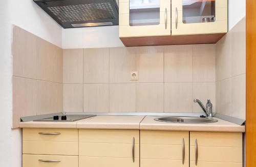 Pokrivenik Apartment | Apartment Rubin-13 by Interhome