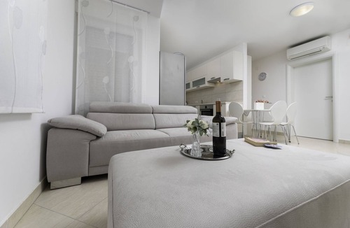 Soline Apartment | Apartment Seafront Maris - 1 (Kvarner - Soline)