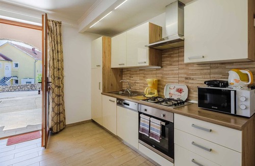 Cizici Apartment | Apartment Skrabonja 3