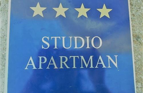 Dugopolje Apartment | Apartment Smodlaka