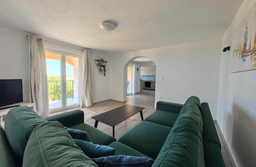 Viskovici Apartment | Apartment Sunset