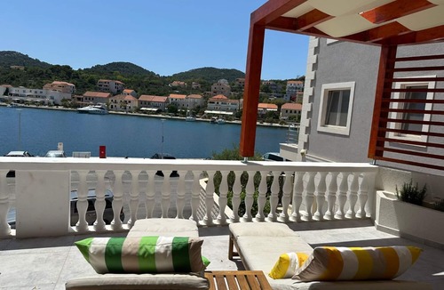 Island Dugi Otok Apartment | Apartment Svetka - 10m from the sea: A4(2) - Sali, Island Dugi otok, Croatia