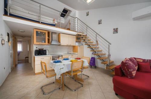 Monterol Apartment | Apartment VALE near the beach Umag - Stella Maris
