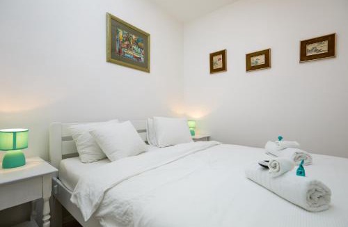 Pile Apartment | Apartment Villa Ahava Garden